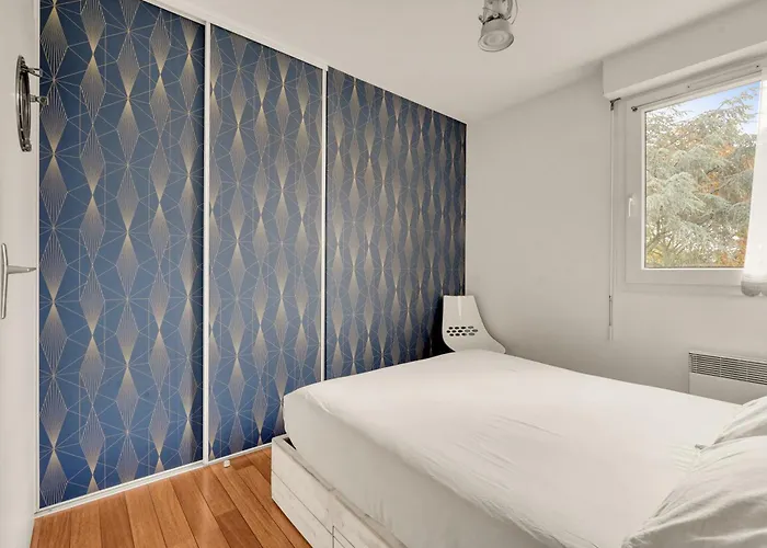 Le Jardin Des Muses - T3 Climatise Avec Terrasse, Piscine Et Parking * Toulouse