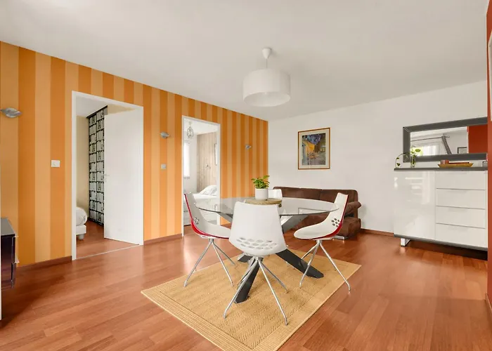 Le Jardin Des Muses - T3 Climatise Avec Terrasse, Piscine Et Parking