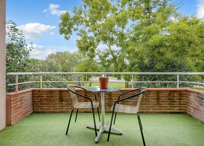 Le Jardin Des Muses - T3 Climatise Avec Terrasse, Piscine Et Parking